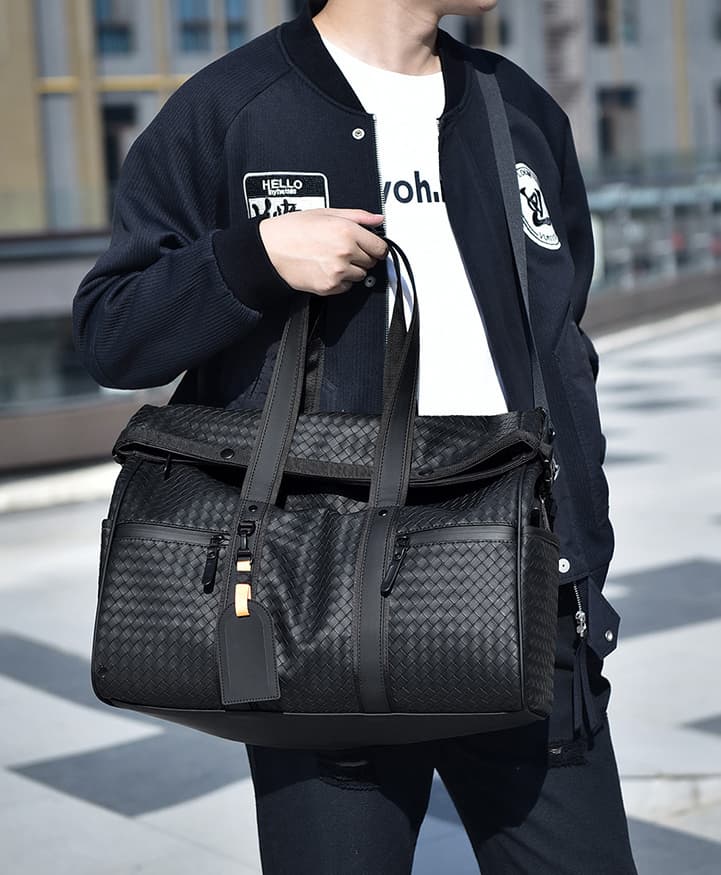 ジムバッグ 通勤対応防水ボストンバッグ大容量軽量斜め掛け旅行鞄男女兼用
