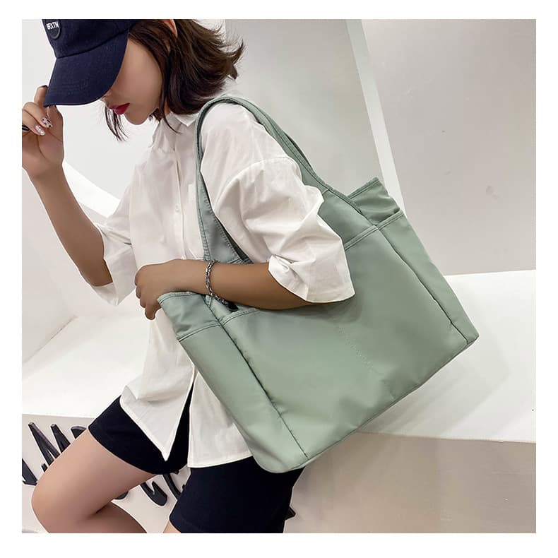 ジムバッグ 大容量ナイロンバッグ 軽量トートバッグ 女性用 全6色