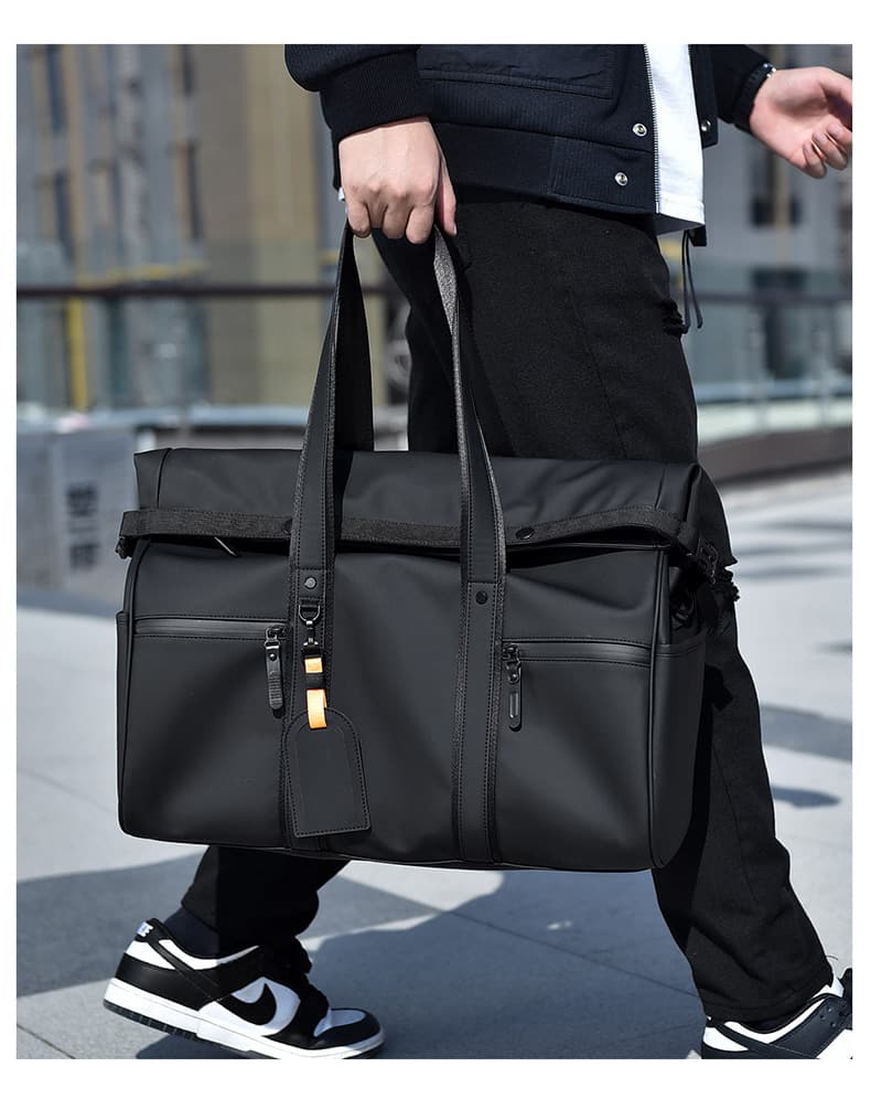 ジムバッグ 通勤対応防水ボストンバッグ大容量軽量斜め掛け旅行鞄男女兼用
