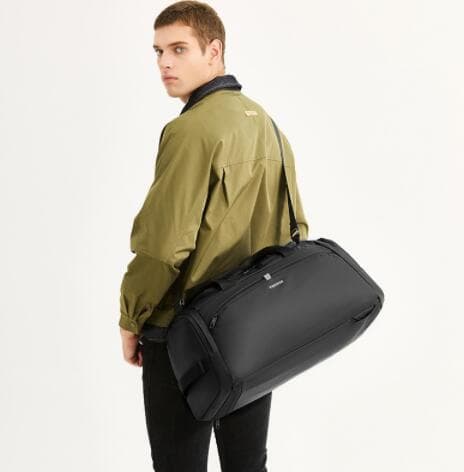 ジムバッグ メンズ大容量ダッフルバッグ撥水加工旅行用